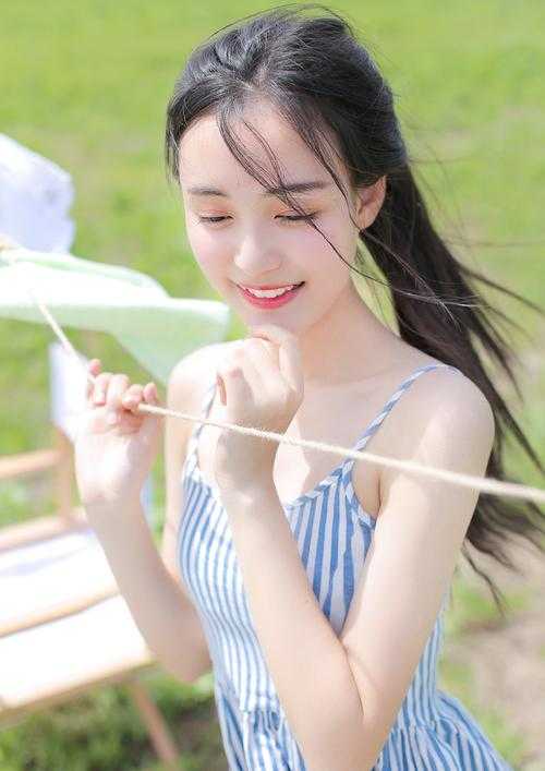 老公逼我当裸模，我却欣然接受养妹成建华