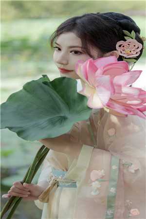 爱如镜花水月，到头来皆成空完结文