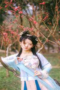 白月光给老公发性感照，离婚后他却疯了顾瑾安沈幼仪小说